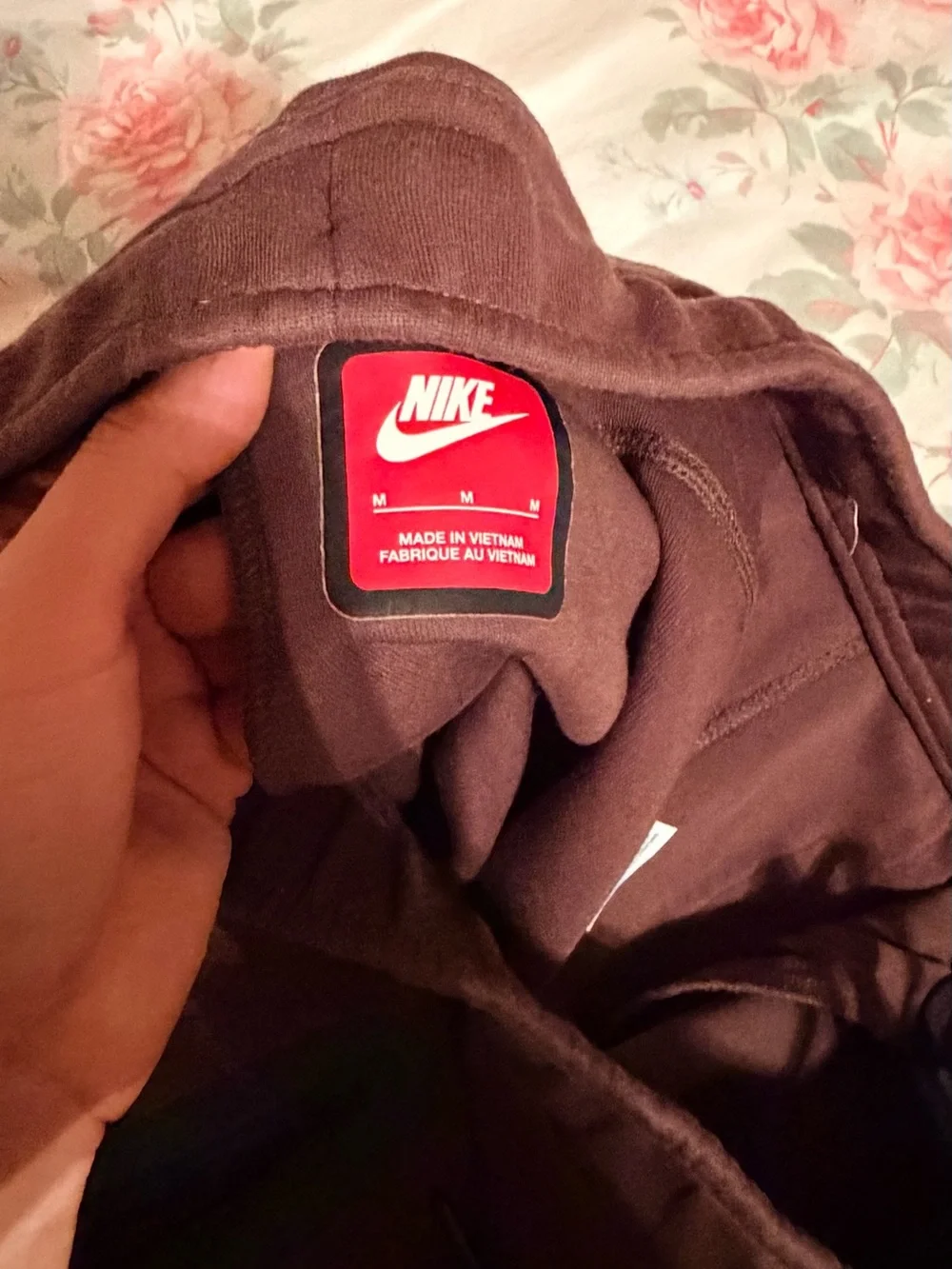 Nike Tech Men's Brown Performance Joggers with Zipper Pockets